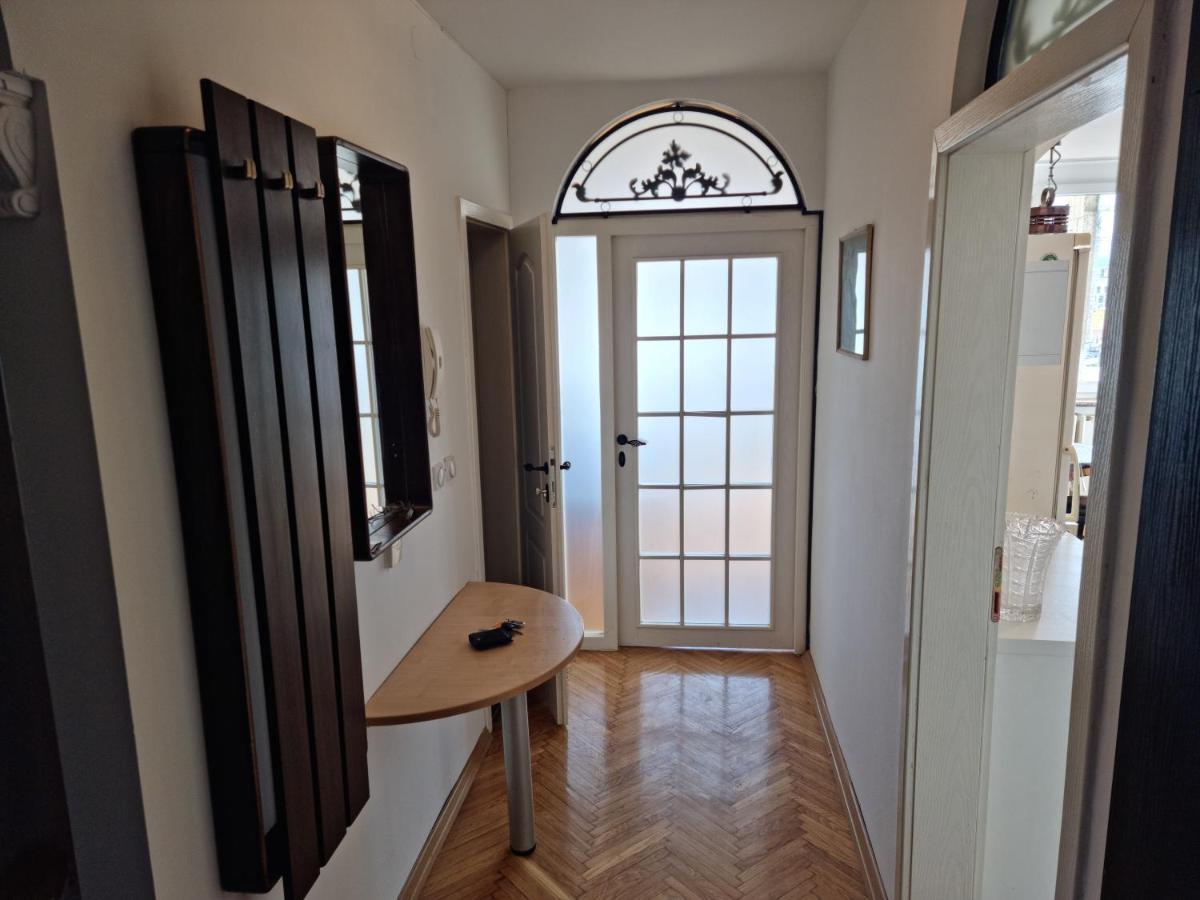 Risto Apartment Skopje Luaran gambar